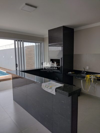 CONDOMINIO BARCELONA EM PIRATINGA